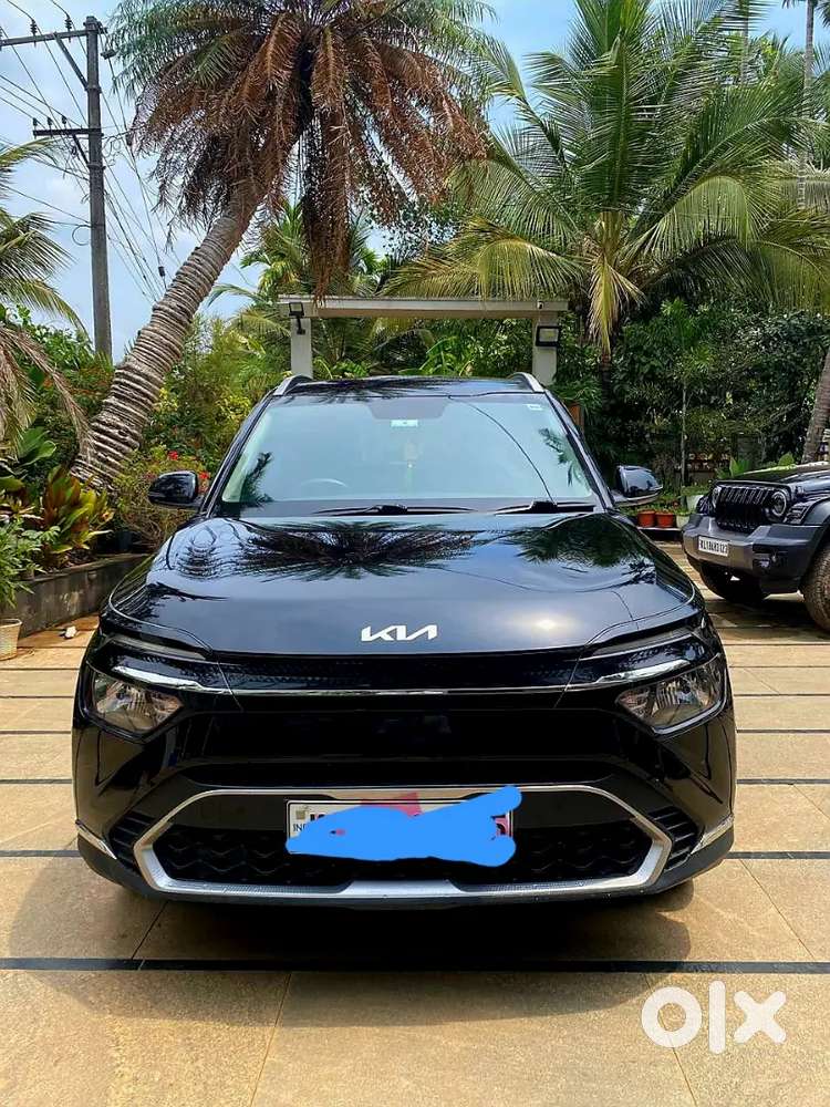 Kia Carens 2022 Petrol Well Maintained