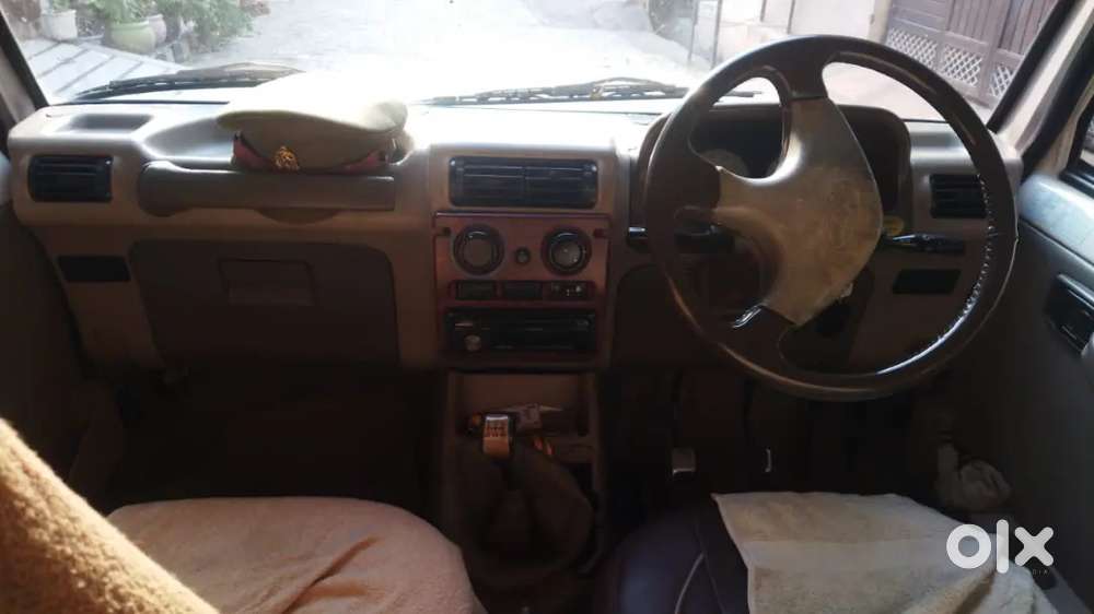 Mahindra Bolero 2006 Diesel With Power Window And 4 Years Life