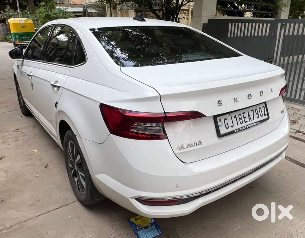 Skoda Slavia 1.5 Tsi Style At, 2023, Petrol
