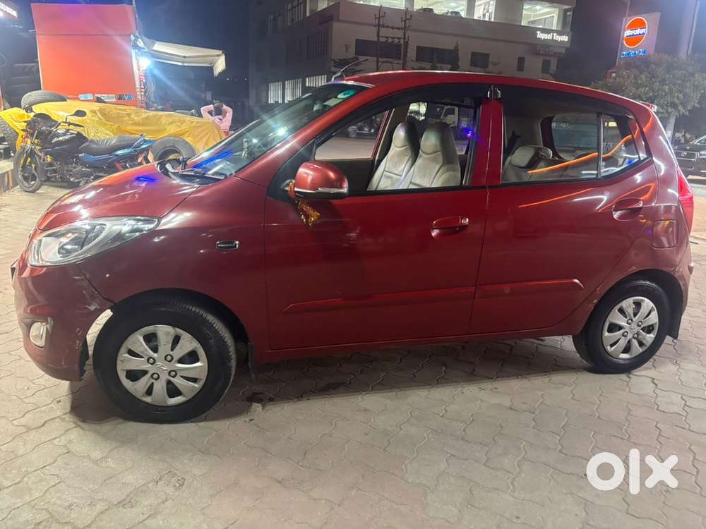 Hyundai I10 Sportz 2012