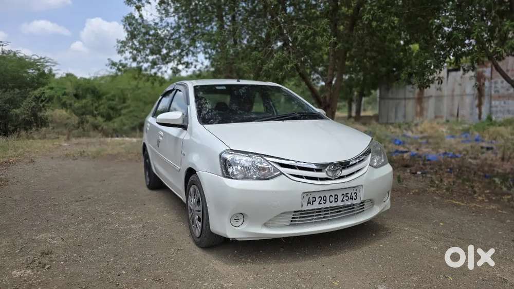 Toyota Etios 2013 Petrol