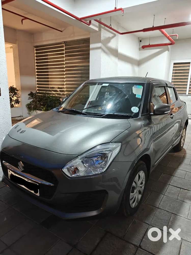 Suzuki Swift Vxi 2023 ,23450 Km,petrol Automatic