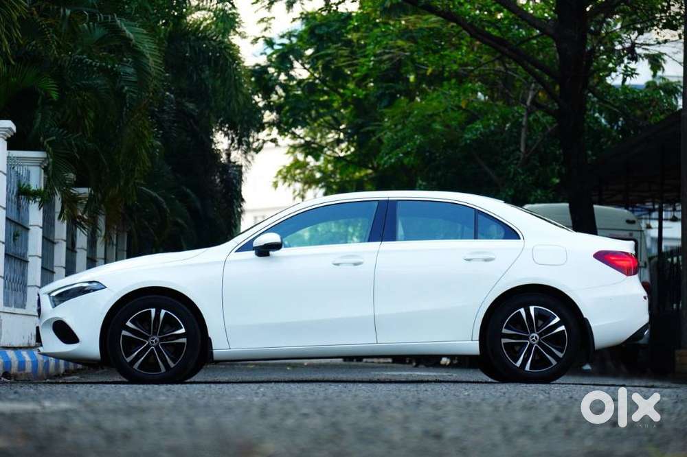 Mercedes-benz A-class Limousine 200, 2023, Petrol