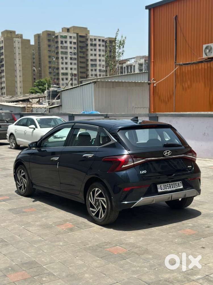 Hyundai I20 Asta (o) 1.2 Mt, 2024, Petrol