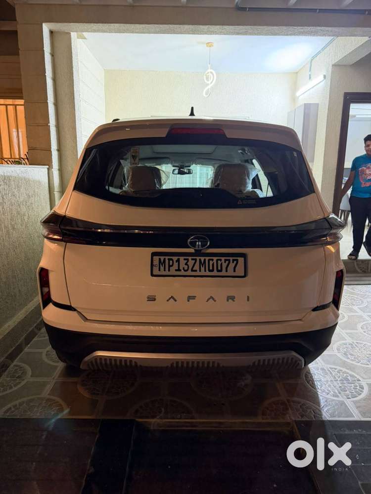 Tata Safari 2025 Diesel 5500 Km Driven