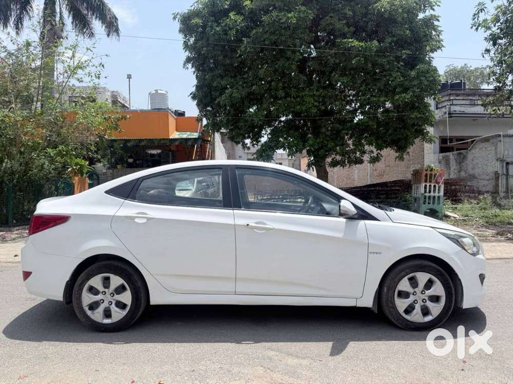 Hyundai Verna Vtvt 1.6 Sx, 2016, Petrol