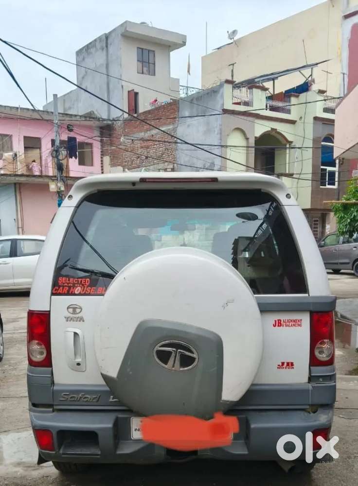 Tata Safari Dicor 2013
