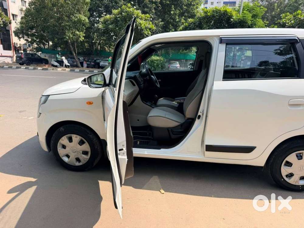 Maruti Suzuki Wagon R 1.0 Vxi Amt, 2019, Petrol