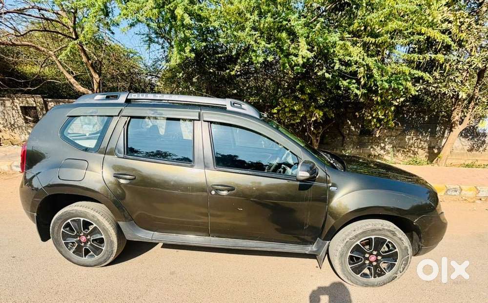 Renault Duster 85 Ps Rxs Mt Diesel-2018 Model