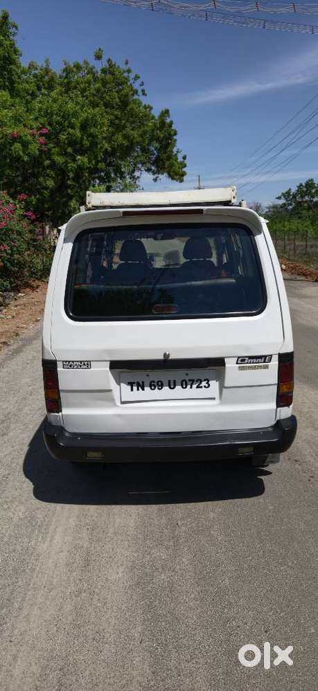 Maruti Suzuki Omni 5 Seater Std, 2004, Petrol