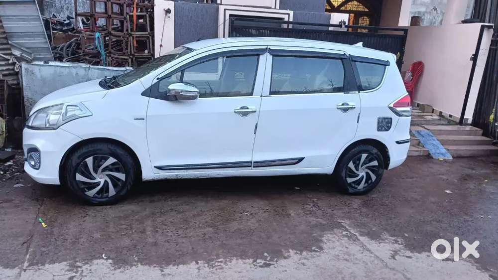 Ertiga Model 2015 December Month