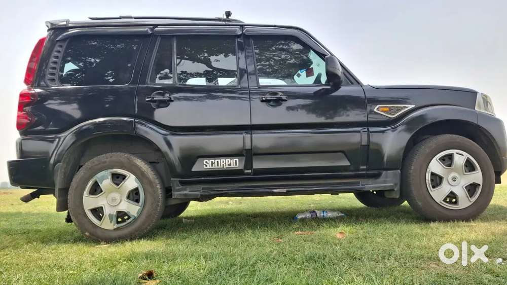 Mahindra Scorpio 2016 Diesel 125000 Km Driven
