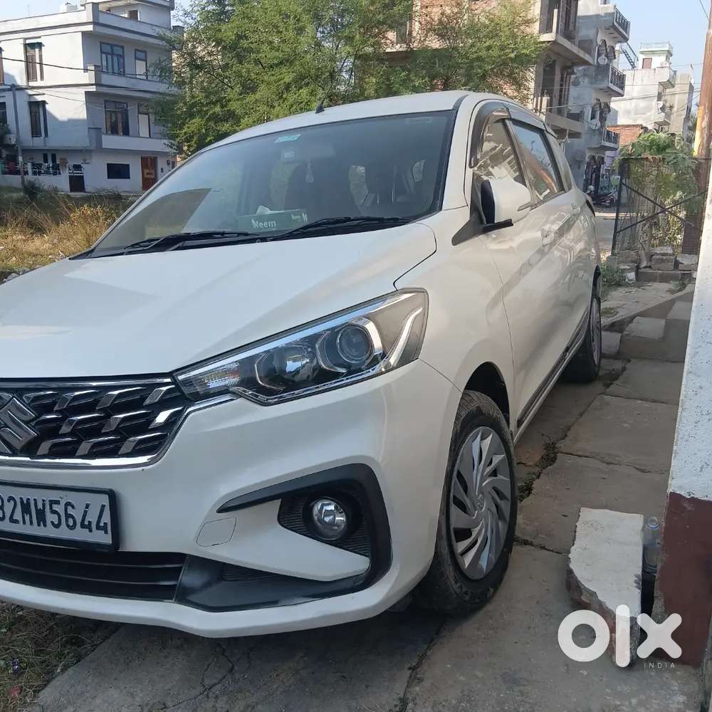 Ertiga 2022 Maruti Suzuki 76000 Km Driven