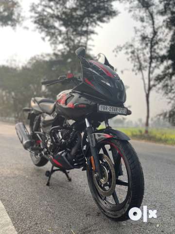 Pulsar 220 store bs6 mileage