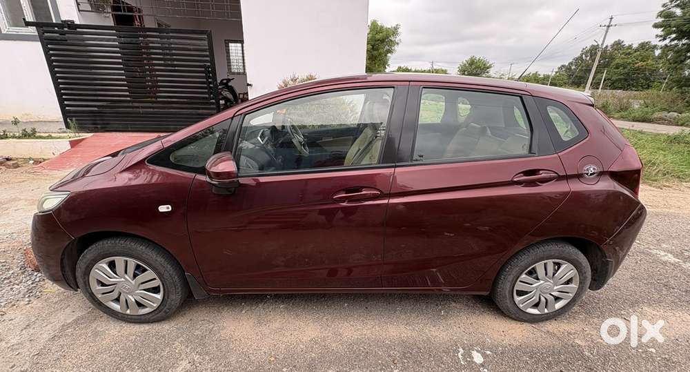 Honda Jazz Petrol 2016 In Excellent Condition