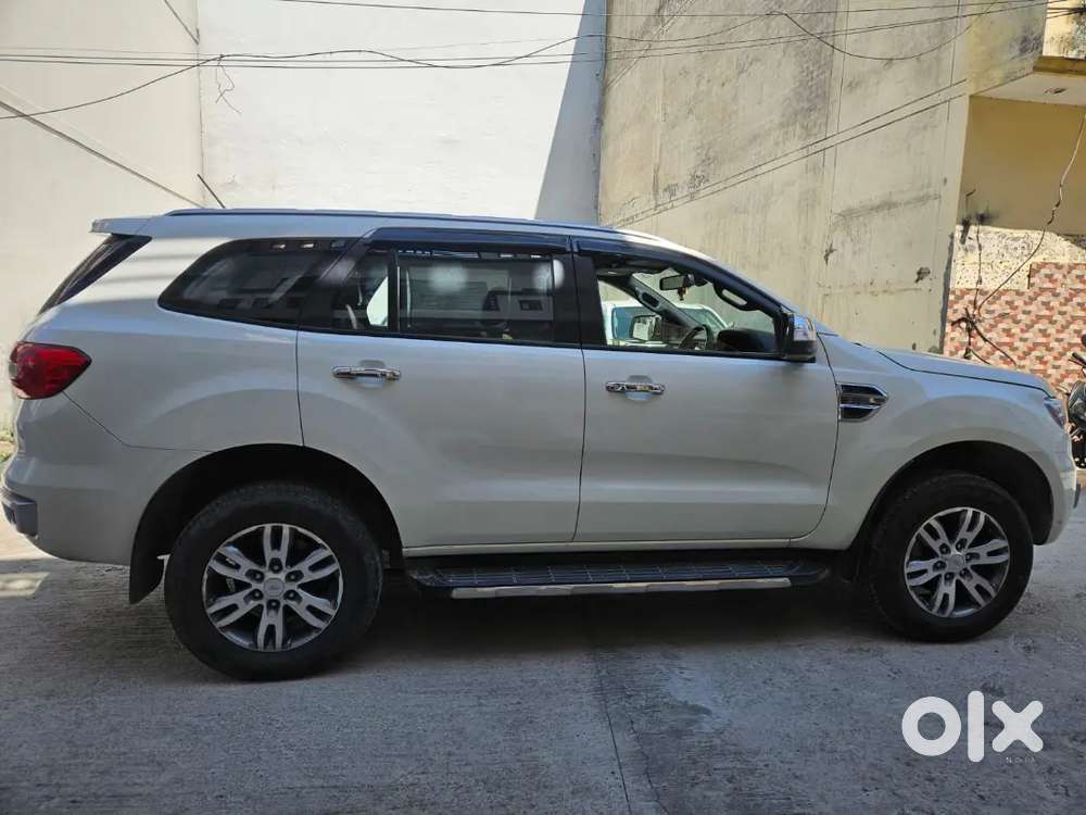 Ford Endeavour 2018 Diesel 100000 Km Driven