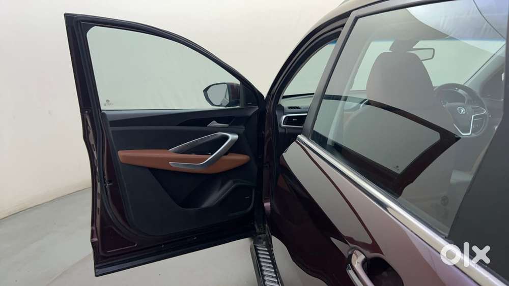 Mg Hector Plus 1.5 Hybrid Sharp Turbo 6 Str, 2021, Cng & Hybrids