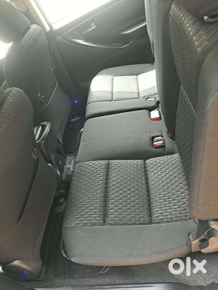 Toyota Innova Crysta