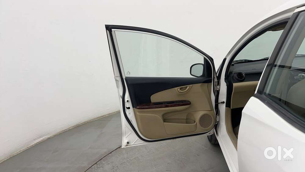 Honda Mobilio V I-vtec, 2015, Petrol