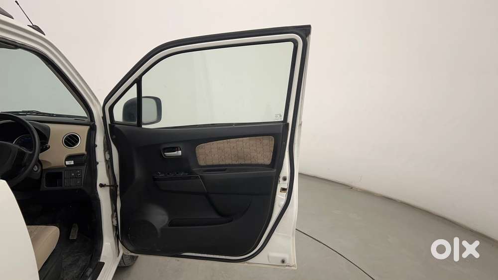 Maruti Suzuki Wagon R 1.0 Vxi Amt, 2017, Petrol