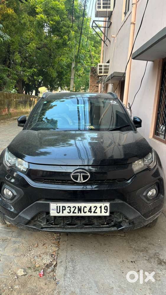 Tata Nexon Petrol 2022 Variant With Sunroof, All Good Condition