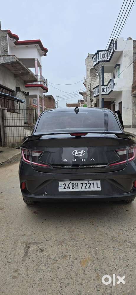 Hyundai Aura 2024 Cng & Hybrids Well Maintained