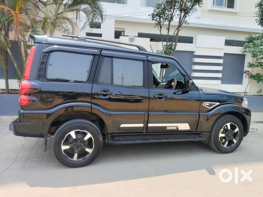 Mahindra Scorpio S11 Mt 7s, 2023, Diesel