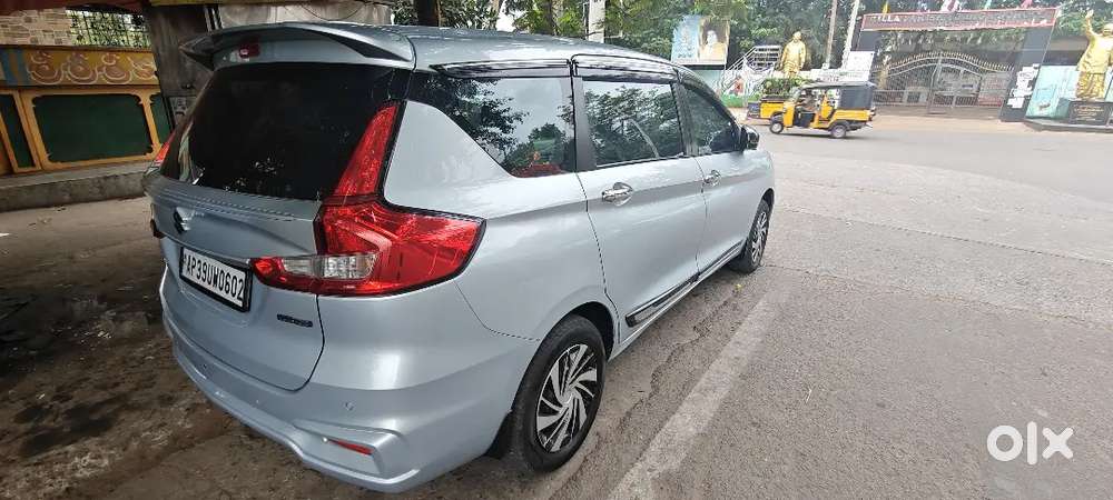 Maruti Suzuki Ertiga Lxi 2024