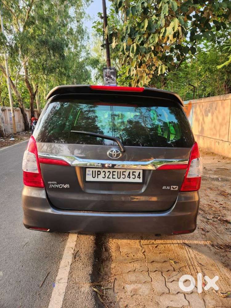 Toyota Innova 2.5 E Diesel Ms 7-seater, 2013, Diesel