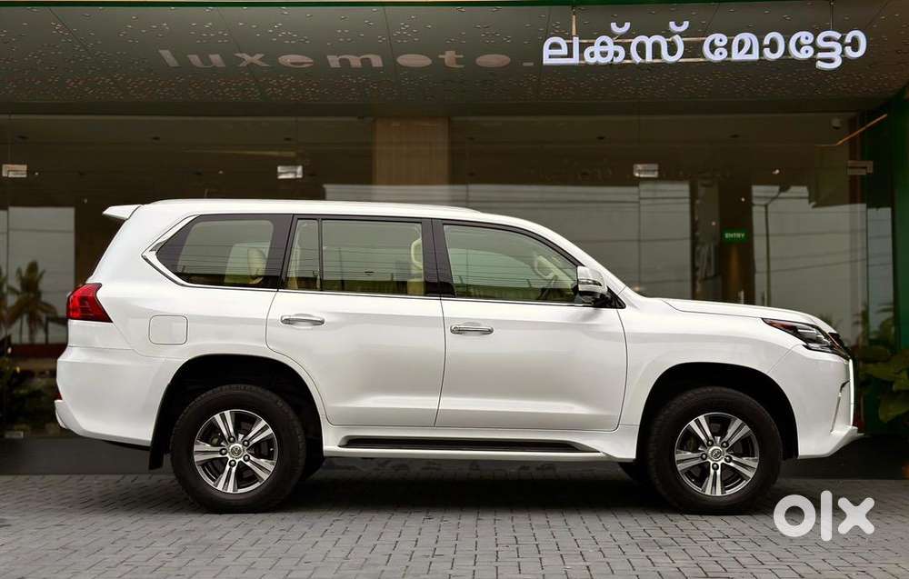 Lexus Lx 2019 Petrol 44000 Km Driven