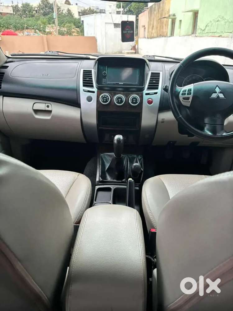 Mitsubishi Pajero Sport 2014 Diesel 100000 Km Driven