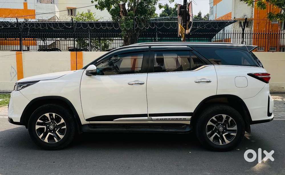 Toyota Fortuner Legender 4x2 At 2.8, 2024, Diesel