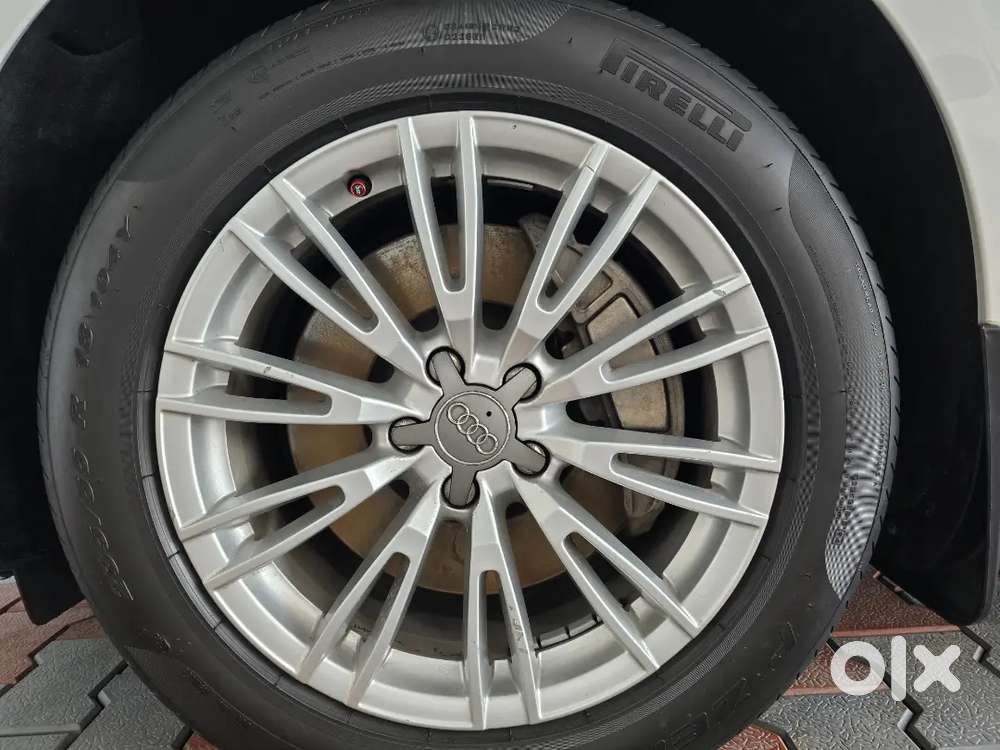 Audi A8 L 2015 Diesel 70000 Km Driven