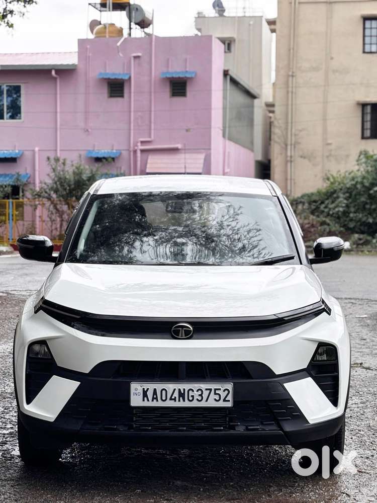 Tata Nexon Smart Plus1.2 Revotron Petrol 5 Mt, 2025, Petrol