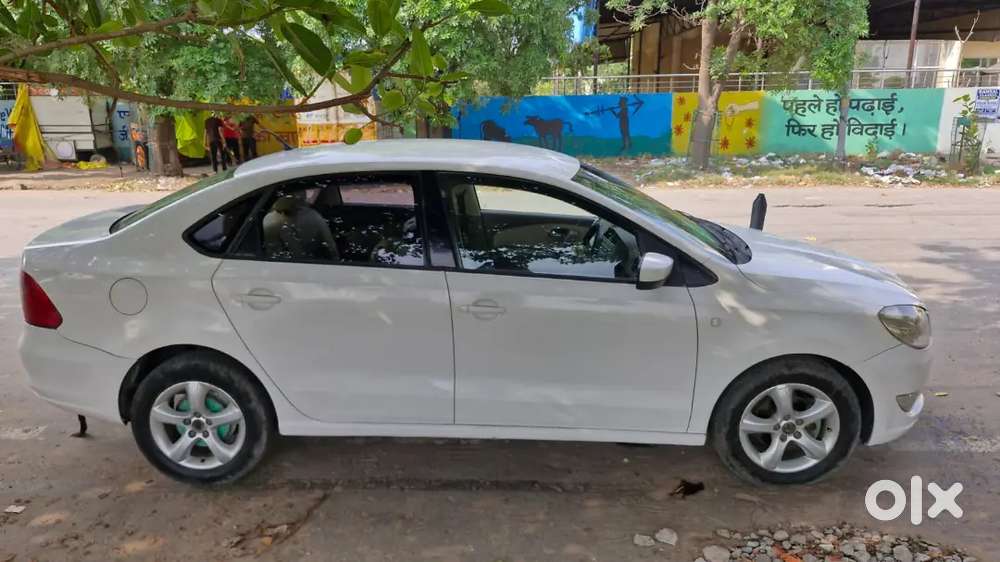 Skoda Rapid Elegance Tdi 2015