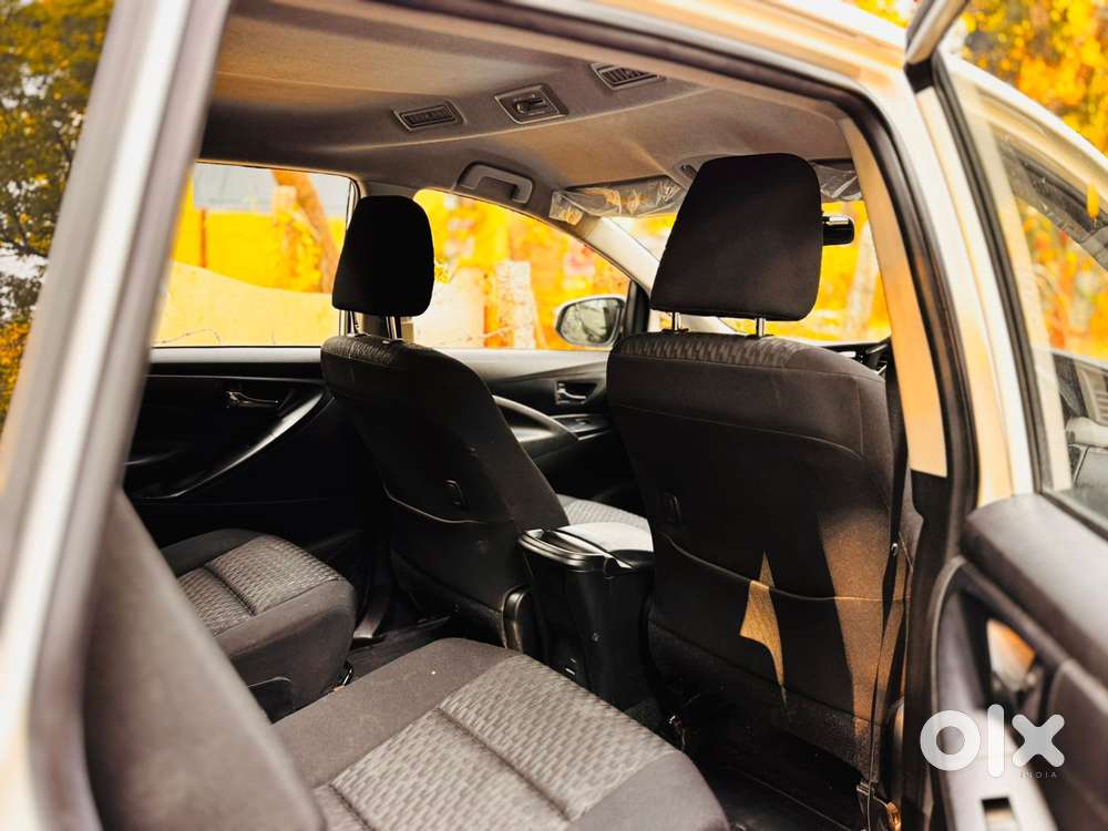 Toyota Innova Crysta 2.4 G Mt, 2022, Diesel