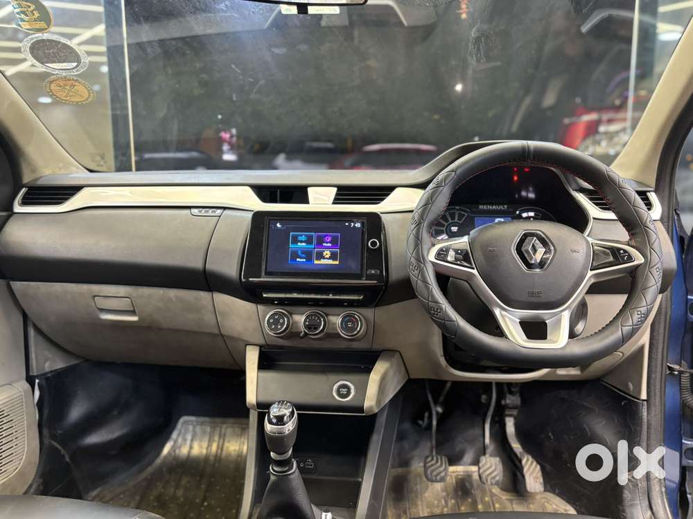 Renault Triber Rxt, 2022, Petrol