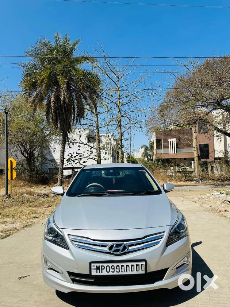 Hyundai Verna Fluidic 1.6 Crdi Sx Opt, 2015, Diesel