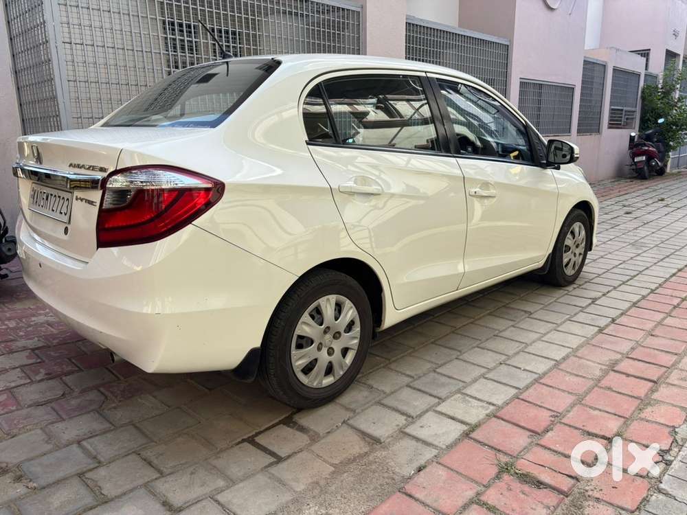 Honda Amaze Petrol Well Maintained
