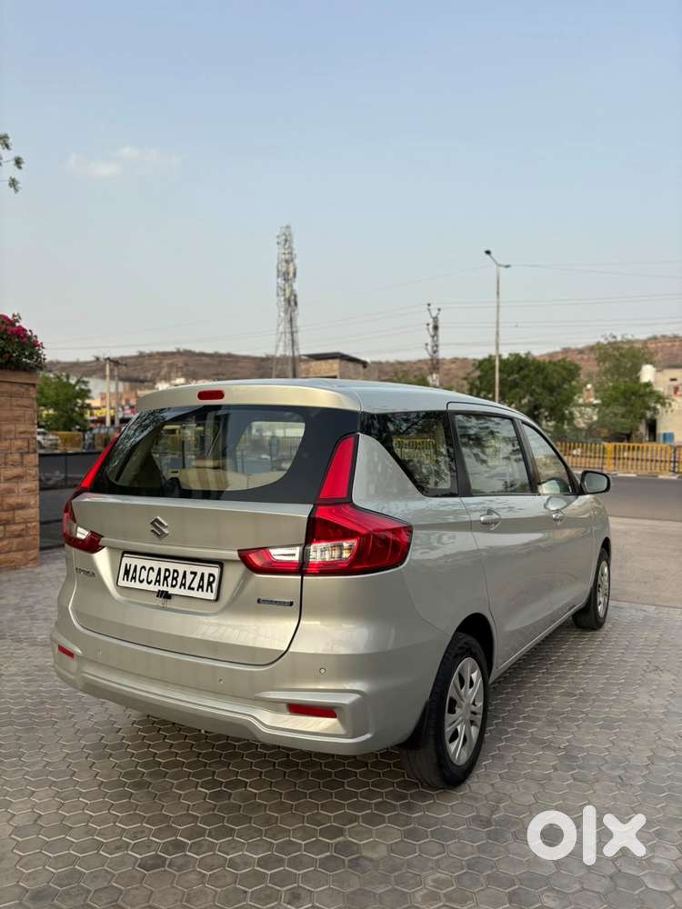 Maruti Suzuki Ertiga Vxi At Petrol, 2019, Petrol