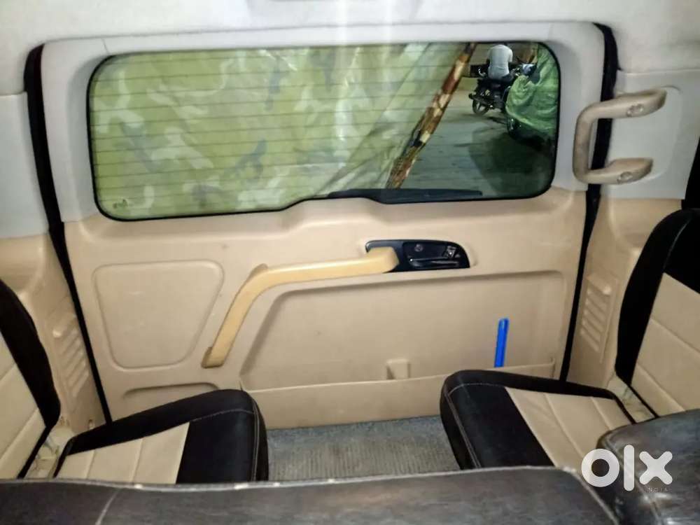 Tata Safari Storme 2013