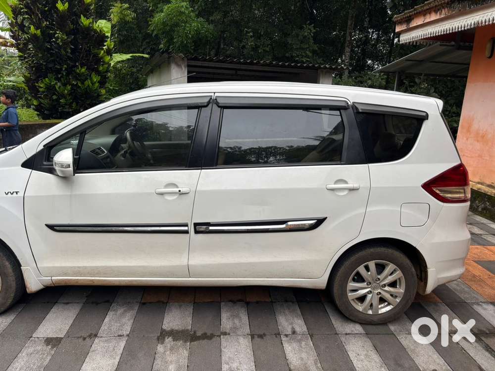Maruti Suzuki Ertiga Petrol 2017