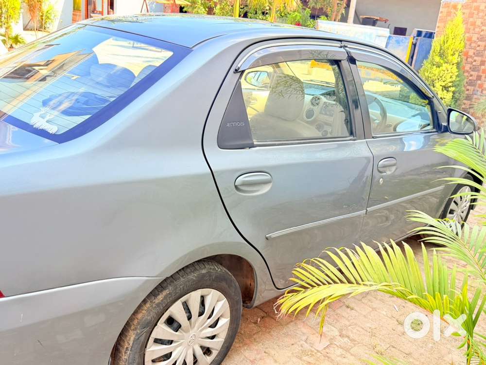 Toyota Etios Petrol Well Maintained