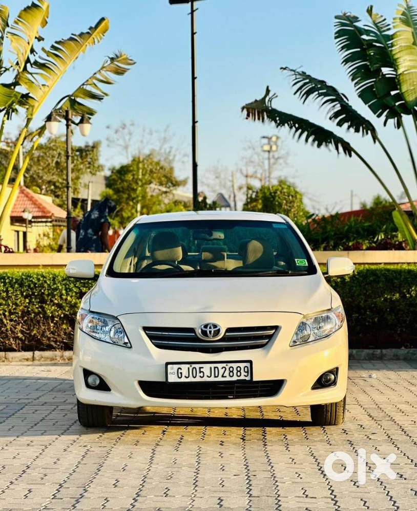 Toyota Corolla Altis 2010-2013 G, 2010, Petrol