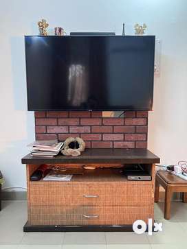 Olx deals tv furniture