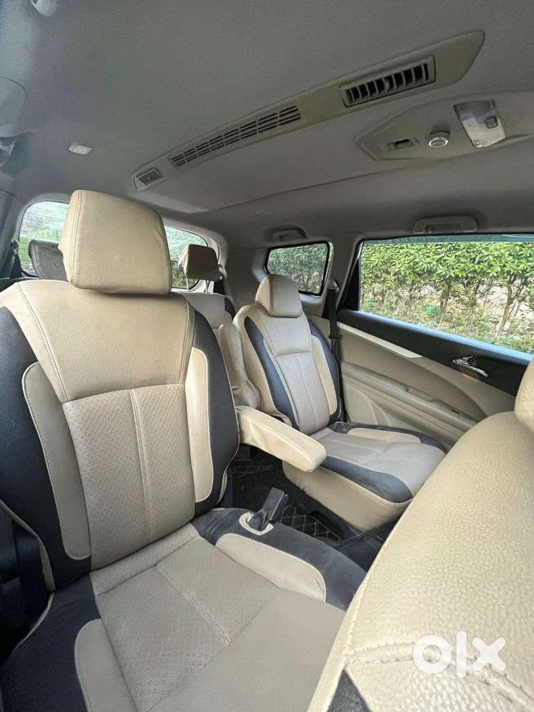 Mahindra Marazzo M6, 2019, Diesel