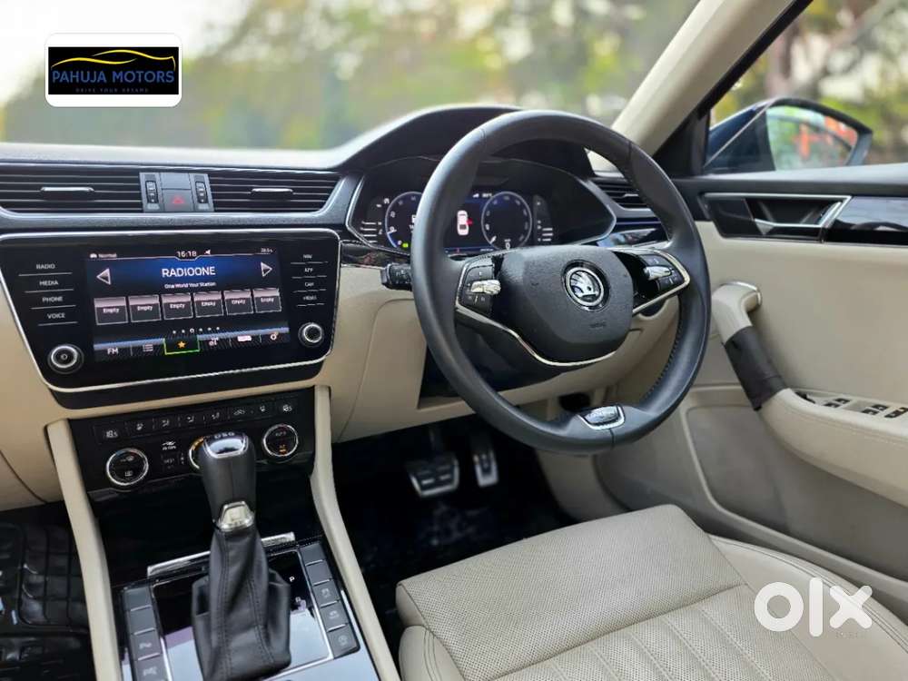 Skoda Superb 2.0 L&k Tsi At, 2022, Petrol
