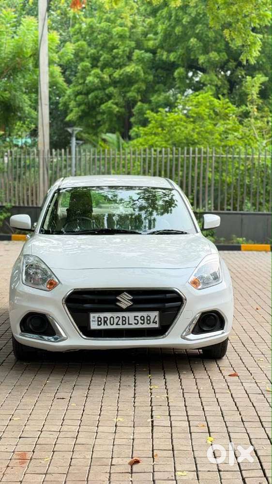 Maruti Suzuki Dzire 1.2 Vxi, 2023, Petrol