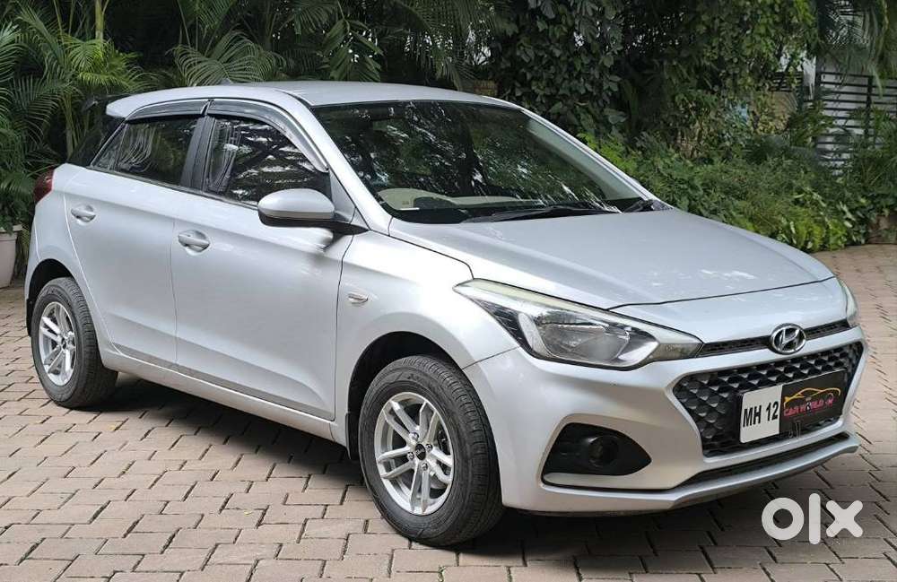 Hyundai Elite I20 1.2magna Executive At, 2018, Petrol