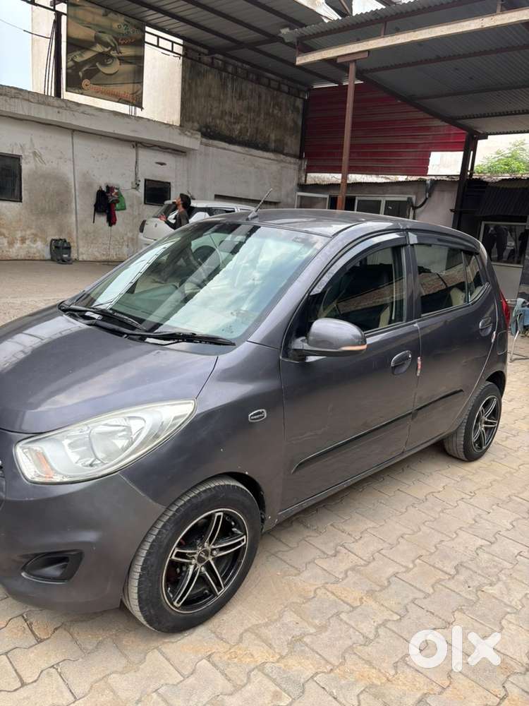 Hyundai I10 Petrol Manual 2011 Petrol + Cng